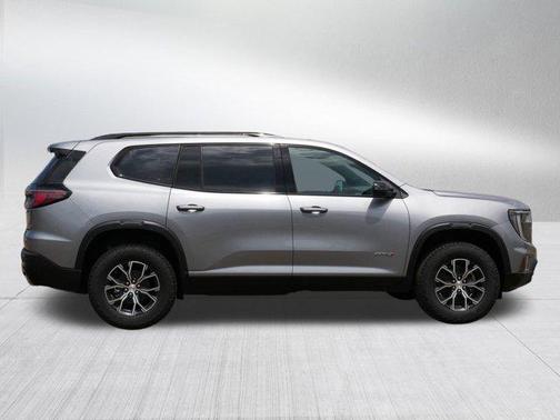 2025 GMC Acadia AWD AT4