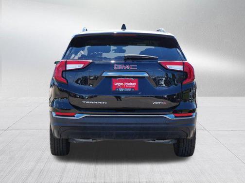 2022 GMC Terrain AWD AT4