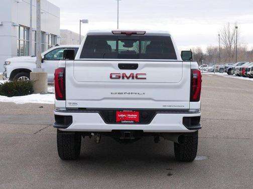 2024 GMC Sierra 2500 Denali