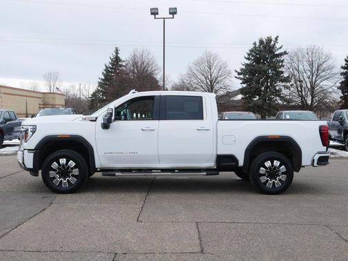 2024 GMC Sierra 2500 Denali