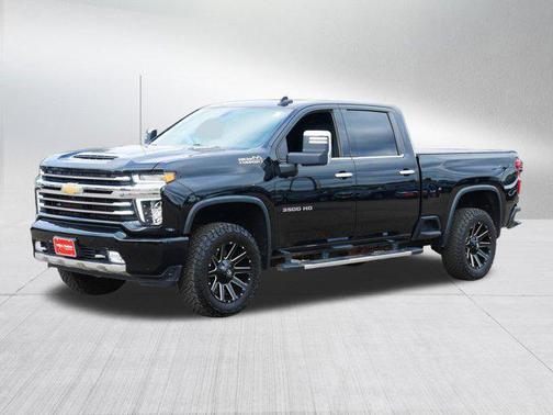 2022 Chevrolet Silverado 3500 High Country