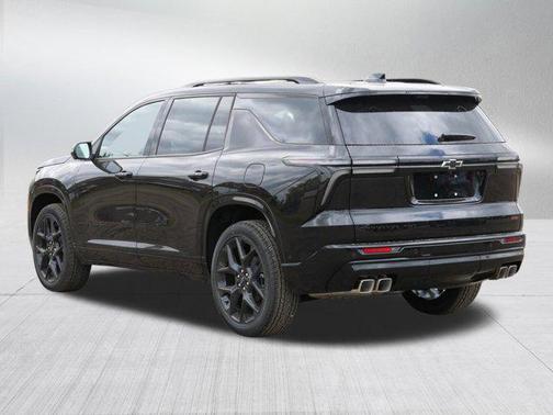Mosaic Black Metallic 2026 Chevrolet Traverse RS