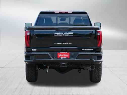 2025 GMC Sierra 3500 Denali