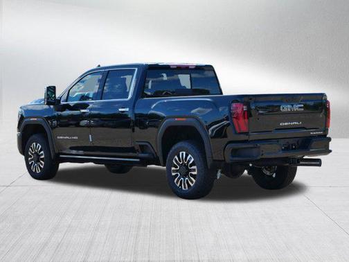2025 GMC Sierra 3500 Denali