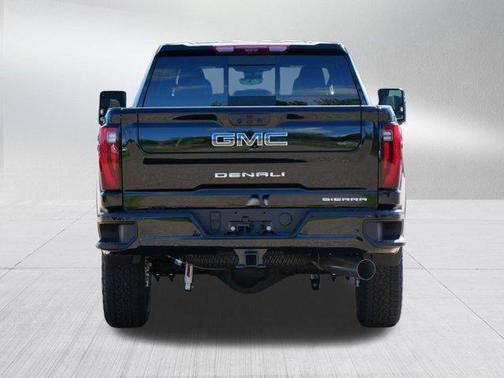 2025 GMC Sierra 3500 Denali