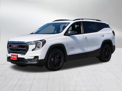 2024 GMC Terrain AWD AT4