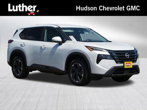 Everest White Pearl 2025 Nissan Rogue SV