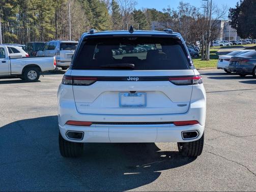 2025 Jeep Grand Cherokee Summit