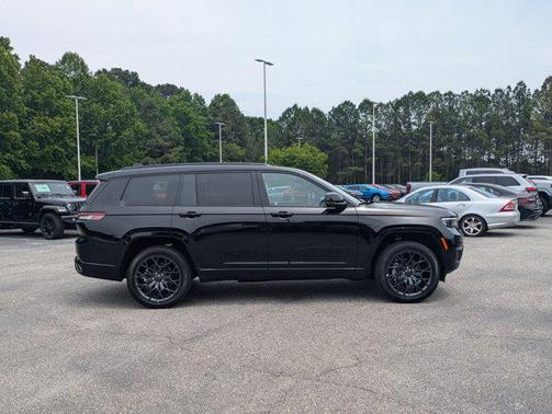 2025 Jeep Grand Cherokee L Summit Reserve