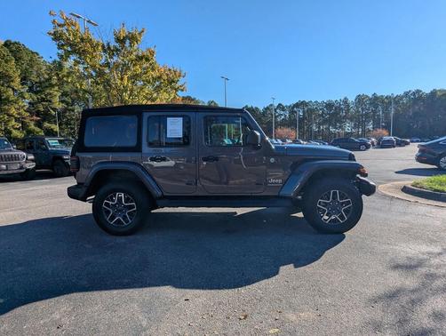 2024 Jeep Wrangler 4-Door Sahara 4x4