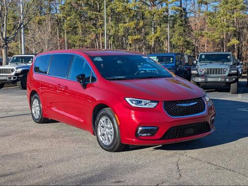 2026 Chrysler Pacifica L