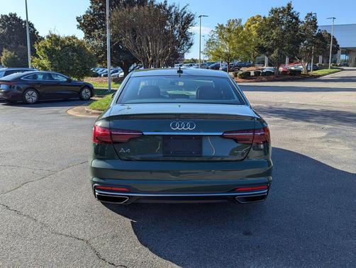 2024 Audi A4 45 S line Premium Plus