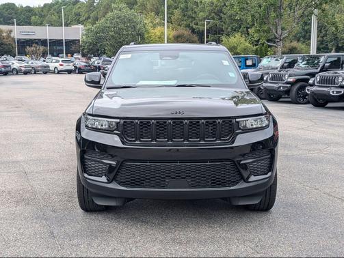 2025 Jeep Grand Cherokee Altitude