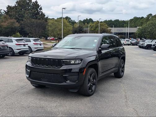 2025 Jeep Grand Cherokee Altitude