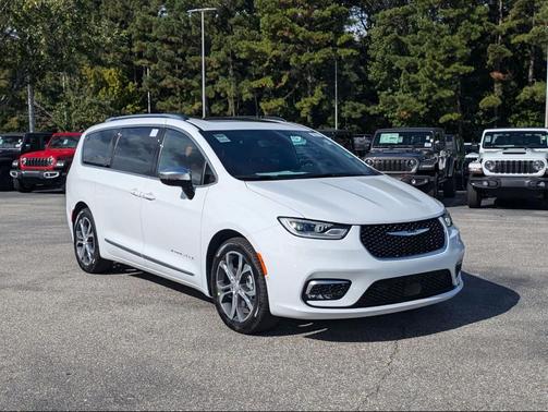 2026 Chrysler Pacifica L