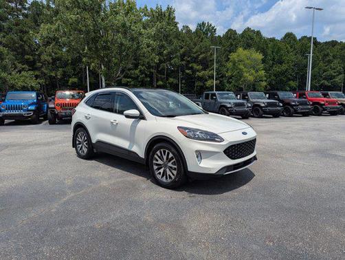 2020 Ford Escape Titanium