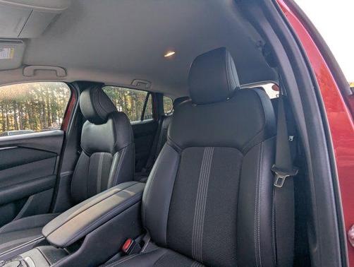 2024 Mazda CX-50 2.5 S Preferred Package