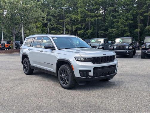 2025 Jeep Grand Cherokee L Altitude