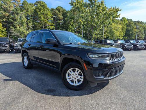 2023 Jeep Grand Cherokee Laredo