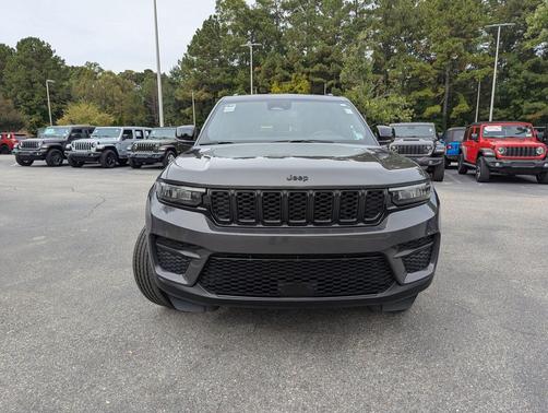 2023 Jeep Grand Cherokee Altitude