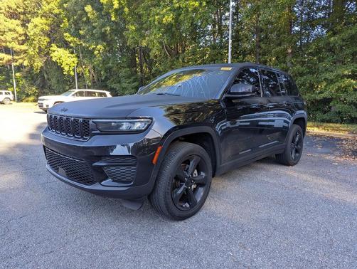 2023 Jeep Grand Cherokee Altitude