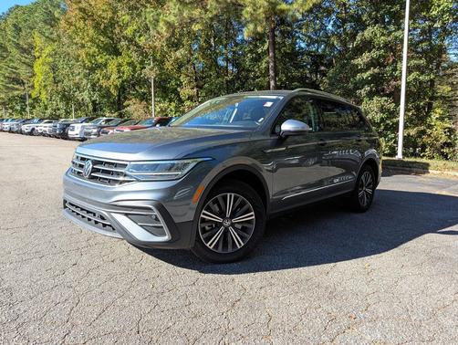 2024 Volkswagen Tiguan 2.0T Wolfsburg Edition