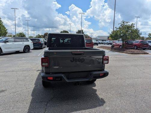 2022 Jeep Gladiator Willys 4x4
