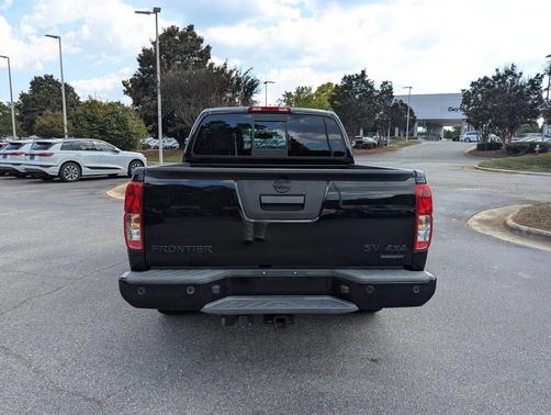 2021 Nissan Frontier SV