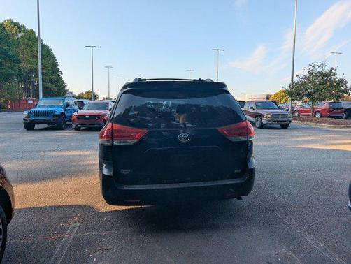 2012 Toyota Sienna XLE