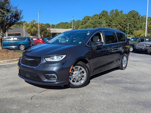 2021 Chrysler Pacifica Touring L