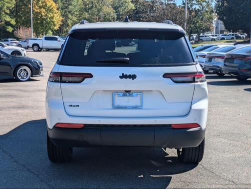 2025 Jeep Grand Cherokee L Altitude