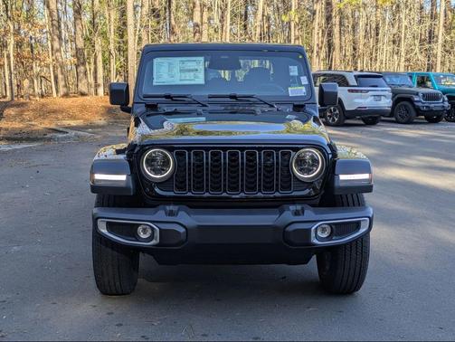 2026 Jeep Gladiator Sahara 4x4