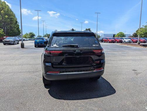 2022 Jeep Grand Cherokee Limited X