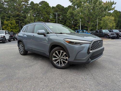 2023 Toyota Corolla Cross XLE