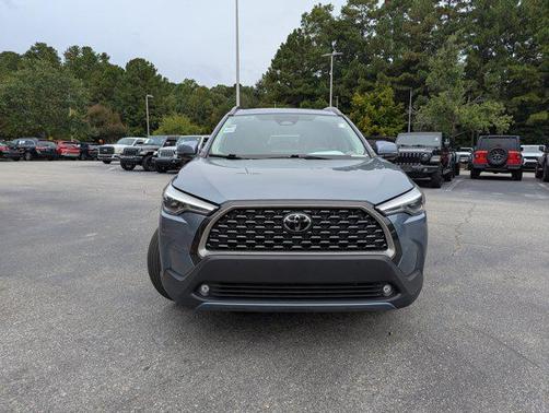 2023 Toyota Corolla Cross XLE