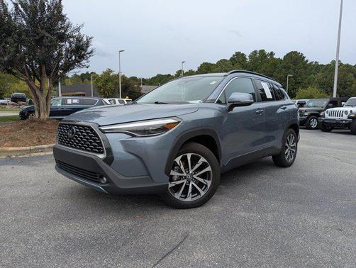 2023 Toyota Corolla Cross XLE