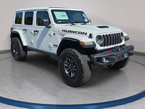 Bright White Clearcoat 2027 Jeep Wrangler Rubicon X