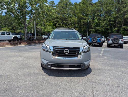 2022 Nissan Pathfinder Platinum 4WD