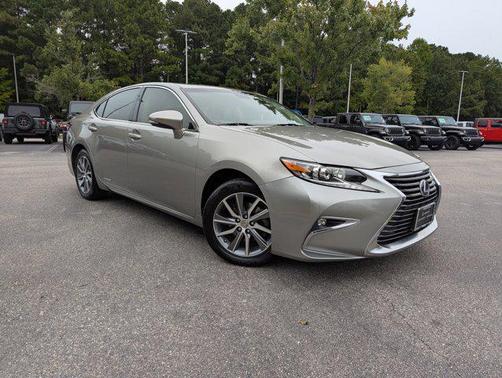 2016 Lexus ES 300h Base