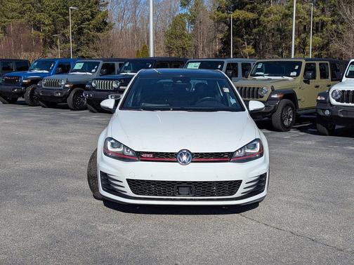 2016 Volkswagen Golf GTI 2.0T Autobahn w/Performance Package 4-Door