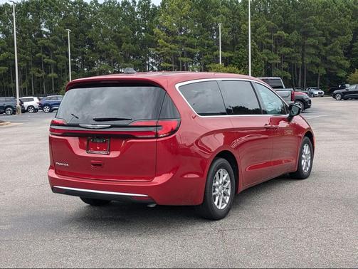 2026 Chrysler Pacifica L