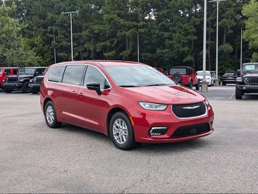 2026 Chrysler Pacifica L