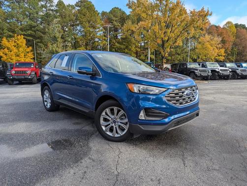 2022 Ford Edge Titanium