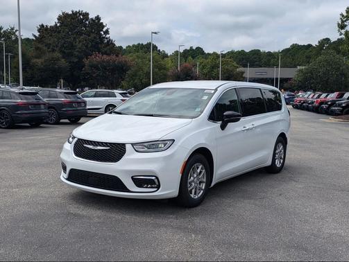 2026 Chrysler Pacifica L