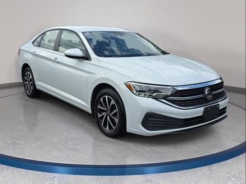 Pure White 2024 Volkswagen Jetta 1.5T S