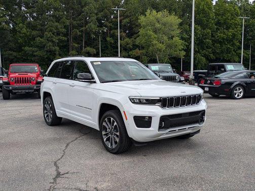 2025 Jeep Grand Cherokee Overland