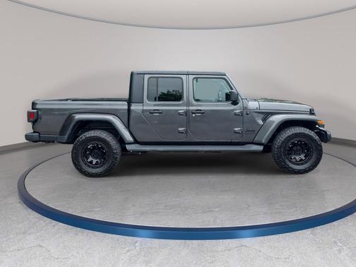 Granite Crystal Metallic Clearcoat 2023 Jeep Gladiator Sport S