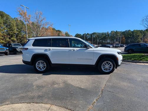 2024 Jeep Grand Cherokee L Laredo