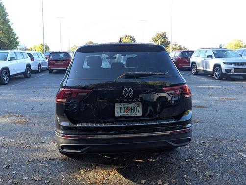 2024 Volkswagen Tiguan 2.0T Wolfsburg Edition
