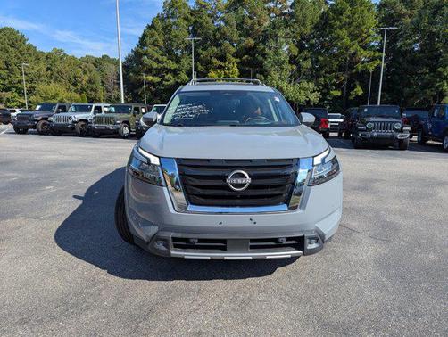 2022 Nissan Pathfinder Platinum 4WD